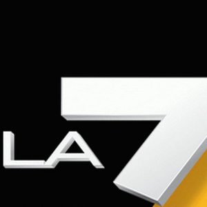 शेयर बाजार: La7 की बिक्री के बाद TI मीडिया गिरा, काहिरा कम्युनिकेशन उड़ गया