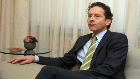 Eurogroup: "Priority of cutting taxes on labour"