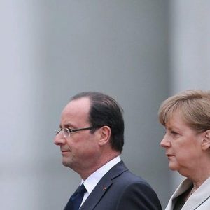 A Europa, os problemas dos outros: Hollande em dificuldade, o caso do Deutsche Bank e na Espanha…