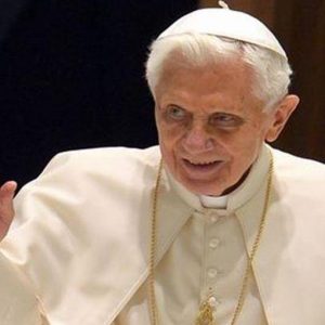 VATICAN ET ÉLECTIONS - La démission du Pape assombrit-elle ou non la campagne électorale ?