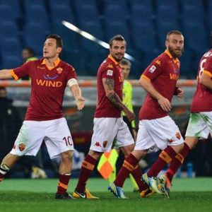 CAMPEONATO - Juve paga esforço na Liga dos Campeões e Totti pune dando a vitória à Roma