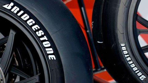 Bridgestone, 2012'nin dördüncü çeyreğinde iki kattan fazla kazanç elde etti
