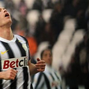 Juve o lichidează pe Siena și încearcă să scape: Napoli (azi pe teren) are -7