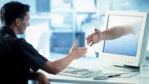 Istat: fiducia imprese ai massimi dal 2007