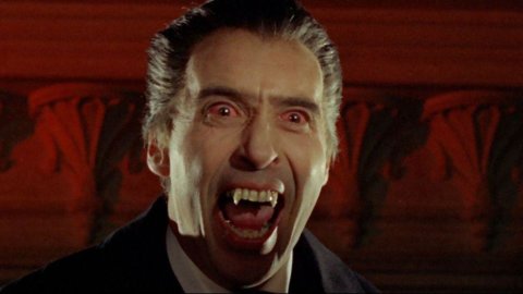 Triennale di Milano: Drakula dan mitos para vampir
