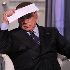 Berlusconi dirawat di rumah sakit, sidang percobaan Ruby seimbang