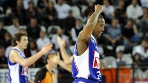 Esta noche Siena contra Cantù: baloncesto al más alto nivel