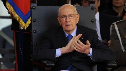 Napolitano: ecco il piano dei saggi. E chiede “collaborazione” ai partiti per un nuovo governo