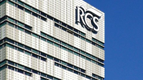 Rcs, crollo in Borsa dopo i conti e il rischio dell’aumento di capitale