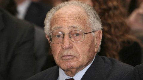 E’ scomparso Antonio Maccanico, grande consigliere di La Malfa e Pertini e già presidente Mediobanca