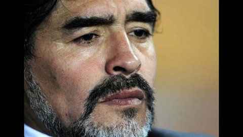 Fisco e calcio, Equitalia incontra l’avvocato di Maradona