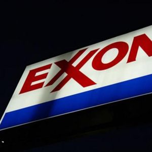 Exxon Mobil: utile stabile, ma fatturato in calo nel primo trimestre