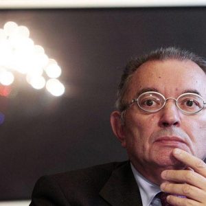 Squinzi: "Governo defende Electrolux"