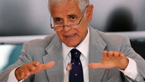 Formigoni condamné à 6 ans pour corruption