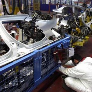 Istat: produzione auto aprile -14,9% su anno