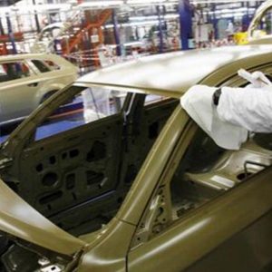 Istat: a maggio produzione industriale -4,2% su anno