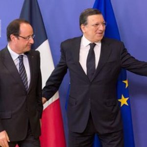 Hollande a Bruxelles: serve compromesso con Germania, ma no ad asse italo-francese contro Berlino