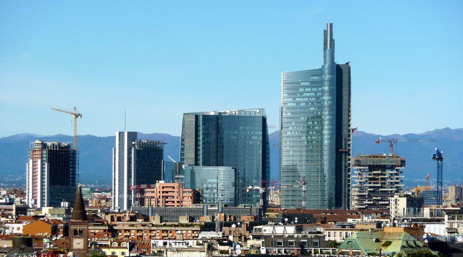 Unicredit Da Oggi La Direzione Generale E All Unicredit Tower Di Porta Garibaldi Firstonline