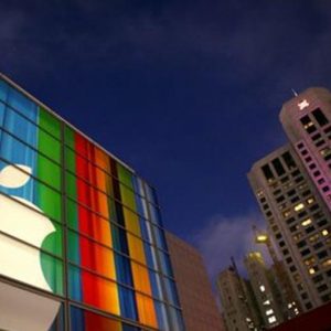 Apple acusada de evasão fiscal no valor de dezenas de bilhões de dólares