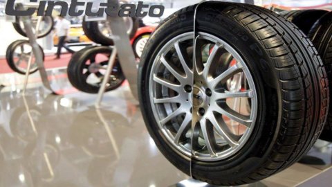 Para a Pirelli o “Prêmio Troféu de Ouro” pelas demonstrações financeiras de 2013