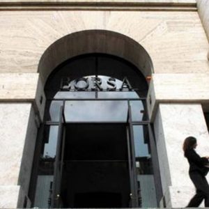 Borsa in parità aspettando la Fed: Rcs ai minimi (-13%) con Rotelli che non aderisce all’aumento