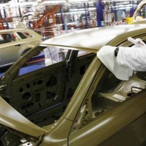 Istat: produzione industria +1,4% su anno