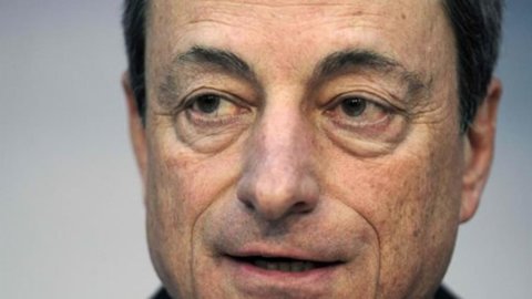 Bce, Draghi: altre Banche centrali creano incertezza, Omt necessarie ora più che mai