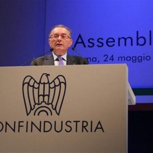 Confindustria研究センター：景気後退は秋に終わります