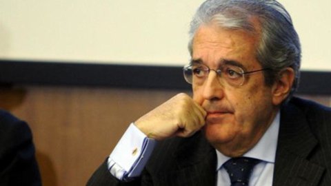 Privatizzazioni, Saccomanni: nei prossimi mesi riprenderemo dossier