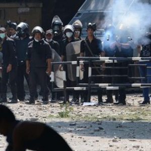 Egypt: clashes between pro and anti Morsi protesters