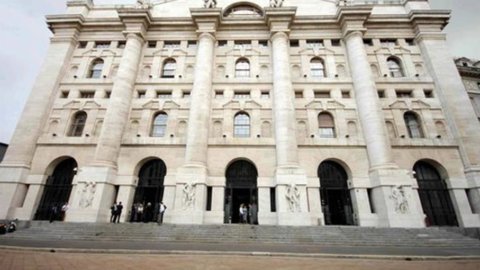 Borsa, banche e Generali snobbano S&P