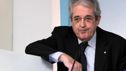 Pil, Saccomanni: riviste peggiorano su 2013 (-1,8%) e migliorano su 2014 (+1,1%)
