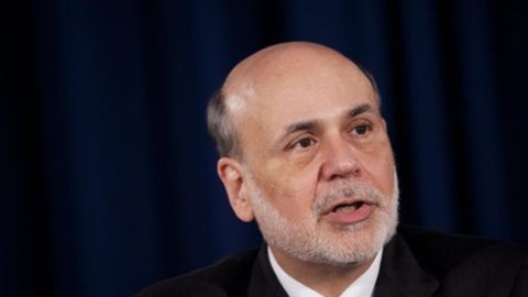 Fed, Bernanke mengambil waktu dan menegaskan pembelian obligasi dan invarian tarif