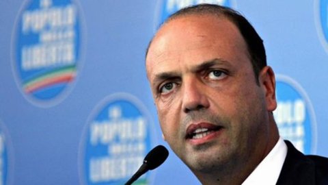 Mezzo Pd ad Alfano: vicepremier sì, Viminale no