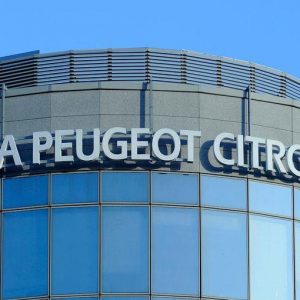 Peugeot: +79% utili 2016, dividendo ritorna dopo 6 anni