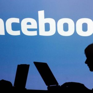 Mediaset, vittoria in Tribunale su Facebook per copyright