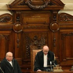 Pdl と Cassation、Esposito 裁判官のインタビューをめぐって争う