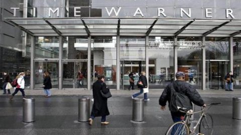 Великий отказ Time Warner Мердоку: отправителю вернулось предложение в 80 миллиардов