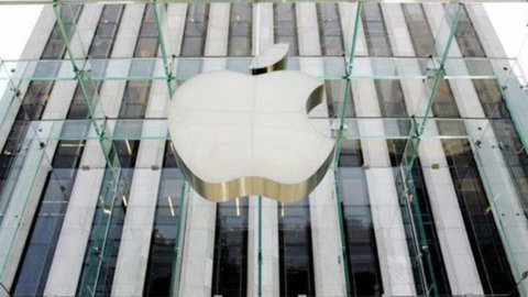 Los aranceles siguen siendo un cañón suelto, pero Apple desafía a Trump