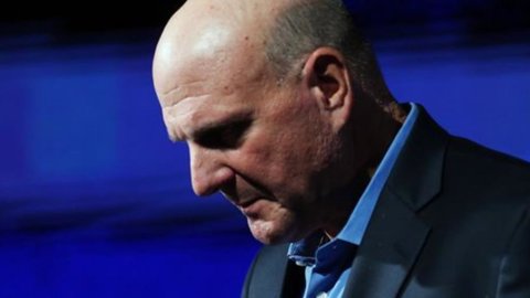 Microsoft, amministratore delegato Steve Ballmer lascerà l’incarico entro 12 mesi