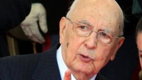 Napolitano nomeia 4 novos senadores vitalícios