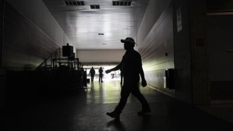 Venezuela, quasi tutto il Paese al buio per tre ore