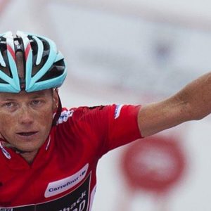 Vuelta, Horner অপরাজেয়: নিবালিও আত্মসমর্পণ করে