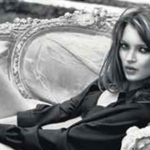 Christie's: Kate Moss di lelang di London