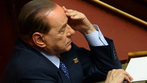 Perputaran kesekian Berlusconi: Pdl berubah pikiran lagi dan memberikan kepercayaannya pada Letta