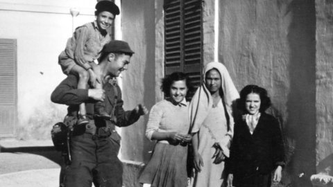 Milano, Galleria Gruppo Credito Valtellinese, fotoğrafçı Phil Stern'i ağırlıyor