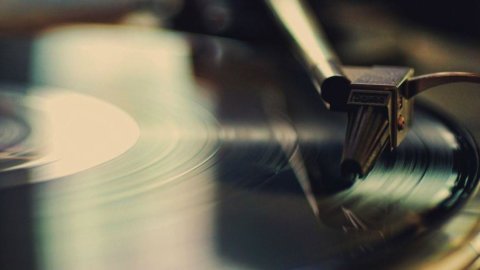 The eternal return of vinyl: sales boom in 2013