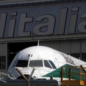 Alitalia: Air France-KLM sermaye artırımına kısmen katılabilir