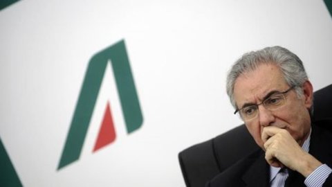 Alitalia, Colaninno: “Commessi errori, ma Air France non esageri. Ethiad e Aeroflot interessate”