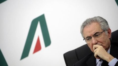 Alitalia, Colaninno: “Cometí errores, pero Air France no exagera. Ethiad y Aeroflot interesados”